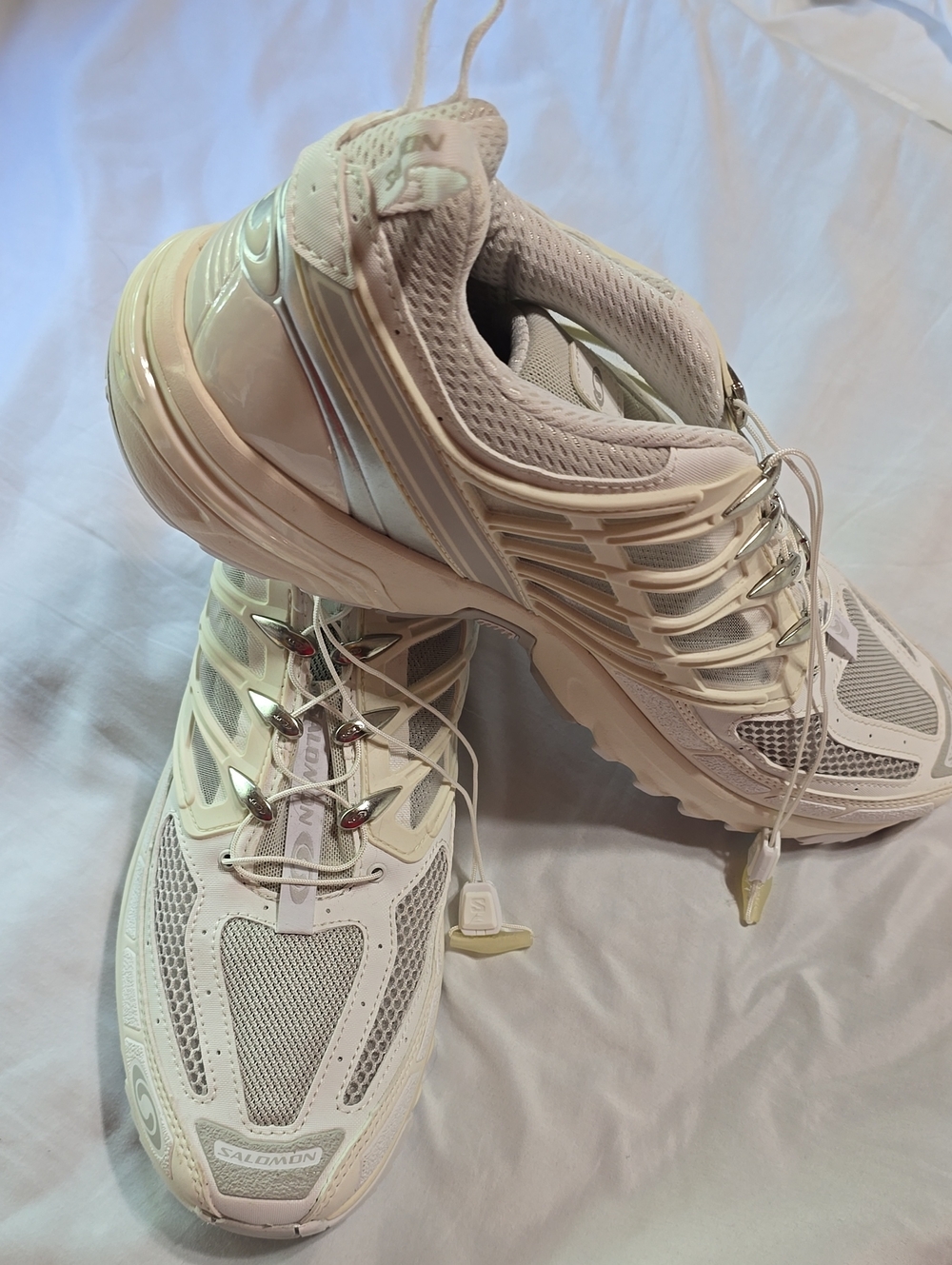 Salomon ACS Pro -White / Vanilla Ice / Lunar Rock (never worn)